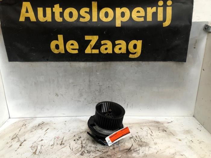 Kachel Ventilatiemotor van een Volkswagen Touran, Auto-onderdelen, Overige Auto-onderdelen, Volkswagen, Gebruikt, 3 maanden garantie