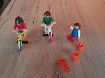 Vintage Playmobil - kindjes en fietsen 1984