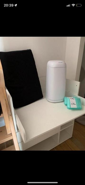 Verzorg tafel (dringend weg) beschikbaar voor biedingen