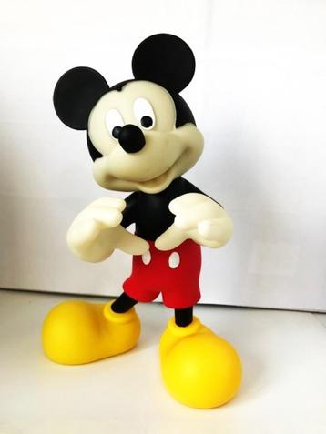 Mickey Mouse beeld  beschikbaar voor biedingen