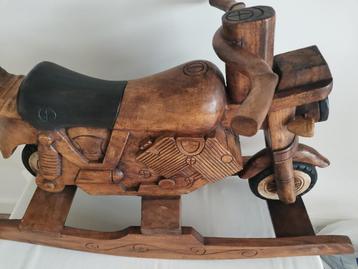 Prachtige vintage kinderschommel in massief hout  beschikbaar voor biedingen
