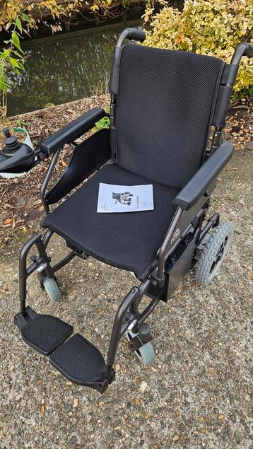 Elektrische rolstoel opvouwbaar, zo goed als nieuw, 2023 beschikbaar voor biedingen