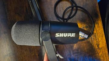 SHURE MV7x + M-Track Solo + XLR cable beschikbaar voor biedingen