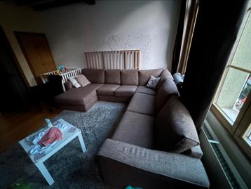 Grote bank beschikbaar voor biedingen