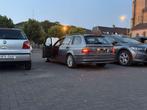 Bmw e46 touring 2004, Auto's, BMW, Achterwielaandrijving, Zwart, Traction-control, Leder