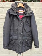 Zwarte winterjas met afneembare kap afgewerkt met faux bont, Zwart, Maat 46/48 (XL) of groter, Ophalen of Verzenden, Gedragen