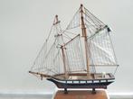 Maquette bateau : Goelette, Collections, Enlèvement