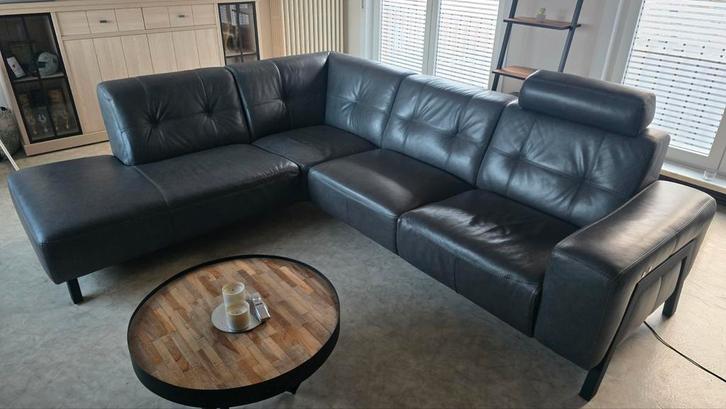 Leren zetel antraciet mustangleer L hoek + elektrische relax, Huis en Inrichting, Zetels | Complete zithoeken, Zo goed als nieuw