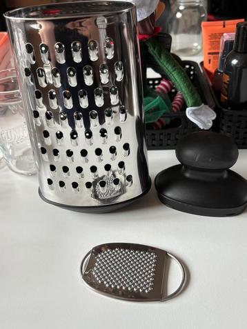 Rasper beschikbaar voor biedingen