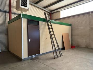 Container te koop – 6m x 3m met keukenruimte beschikbaar voor biedingen