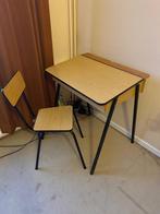 Pupitre / bureau enfant en Formica, Huis en Inrichting, Ophalen, Zo goed als nieuw, Bureau