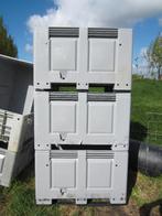 kunststof-plastic-PVC kist + pallets plastiek-plastic-PVC-, 4 paarden of pony's of meer