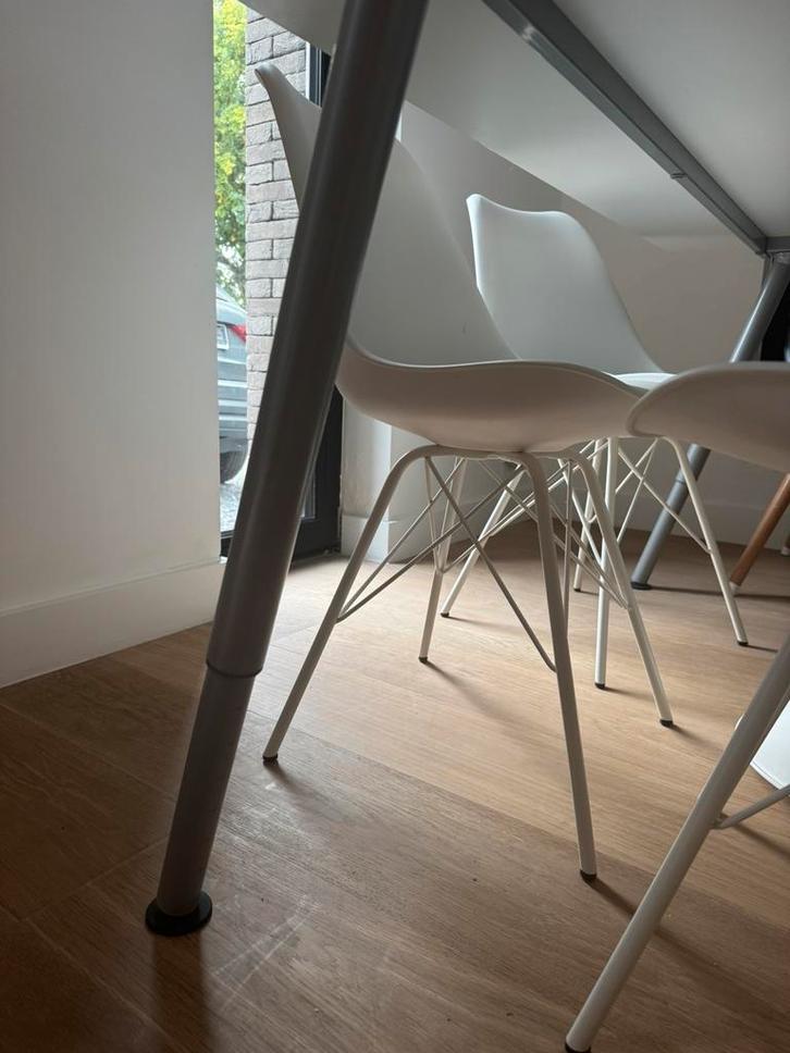 Bureau / table à manger IKEA – réglable +chaises inclus., Huis en Inrichting, Tafels | Eettafels, Gebruikt, Vier personen, Ophalen