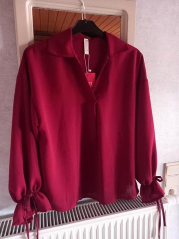 Mooie bordeaux blouse  beschikbaar voor biedingen