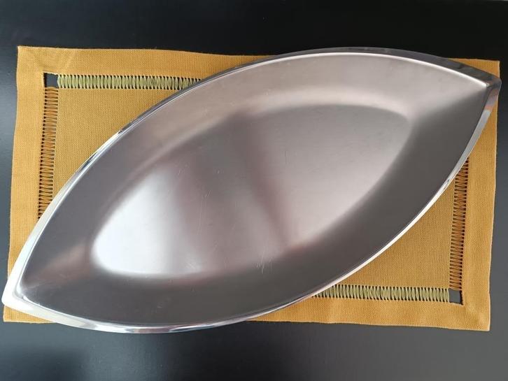 Elegante roestvrijstalen serveerschaal Guy Degrenne Made in, Huis en Inrichting, Keuken | Servies, Gebruikt, Overige typen, Overige stijlen