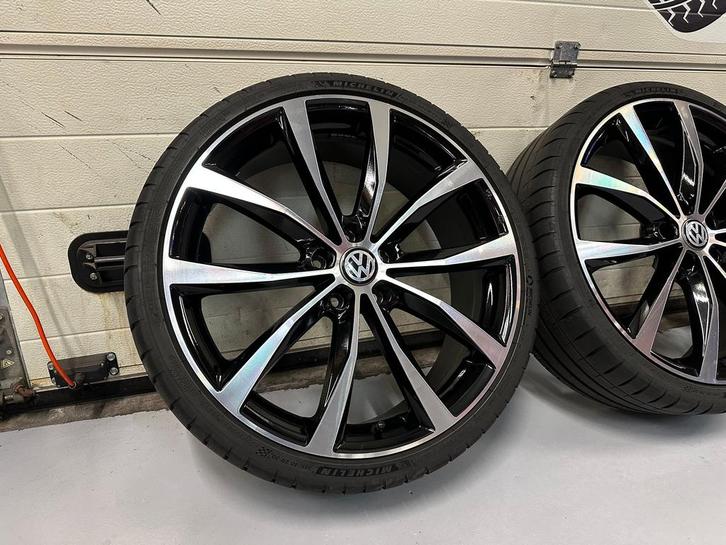 20inch Audi VW Seat R-Line Style Velgen! NIEUWSTAAT! 5x112, Auto-onderdelen, Banden en Velgen, Banden en Velgen, Zomerbanden, 20 inch