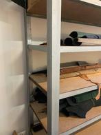 Metalen rekken, Zakelijke goederen, Ophalen