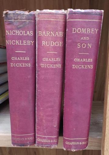 3 oude boeken Charles Dickens beschikbaar voor biedingen