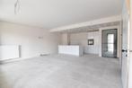 Appartement te koop in Sint-Andries, 2 slpks, 107 m², Appartement, 2 kamers