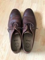 Donkerbruine herenschoenen Clarks 9,5 (44), Kleding | Heren, Schoenen, Bruin, Clarks, Ophalen of Verzenden, Gedragen
