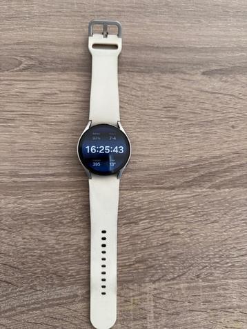 Samsung Galaxy Watch 6 beschikbaar voor biedingen