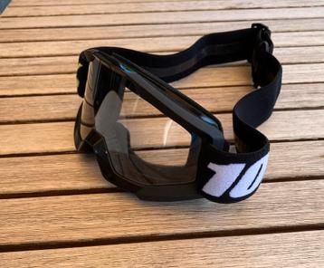 100% Strata mini goggle beschikbaar voor biedingen