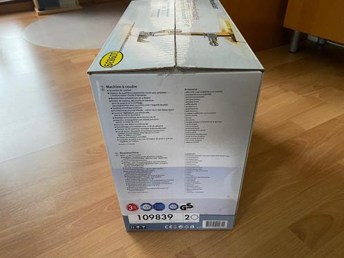 MACHINE à COUDRE SILVER CREST 109839 Quasi Neuve !!!!!, Hobby en Vrije tijd, Naaimachines en Toebehoren, Zo goed als nieuw, Naaimachine