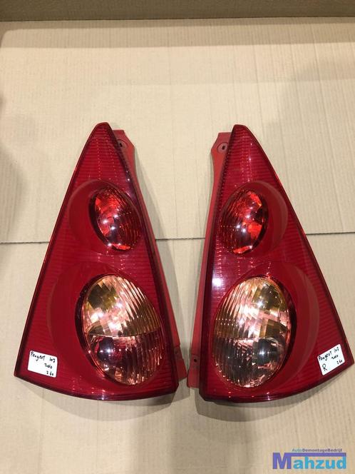 PEUGEOT 107 Achterlicht links rechts 2005-2014, Auto-onderdelen, Verlichting, Peugeot, Gebruikt, Ophalen of Verzenden