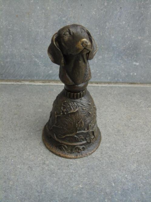 Gesigneerde bronzen tafelbel, een hond, Antiek en Kunst, Antiek | Brons en Koper, Brons, Ophalen