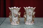 Vieux Paris vaasjes 2 stuks, Antiek en Kunst, Ophalen