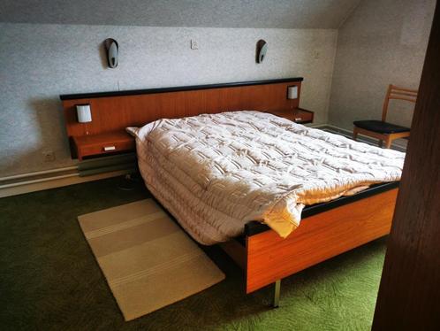 Vintage slaapkamer, Huis en Inrichting, Slaapkamer | Complete slaapkamers, Ophalen