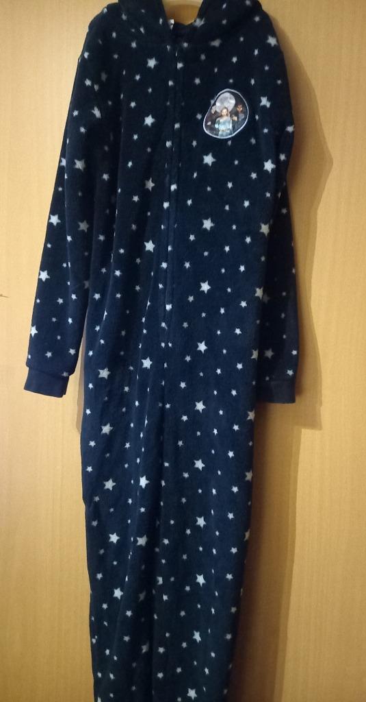 Nachtwacht onesie mt134/140, Kinderen en Baby's, Kinderkleding | Maat 134, Zo goed als nieuw, Jongen of Meisje, Overige typen