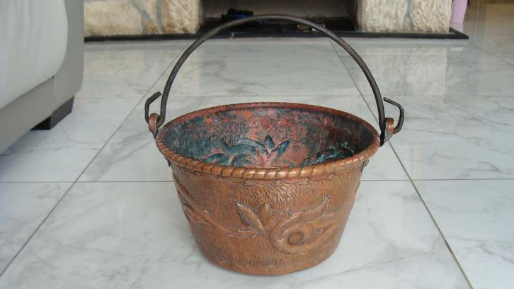 chaudron en cuivre martelé avec anse, vintage,, Antiek en Kunst, Antiek | Brons en Koper, Koper, Ophalen of Verzenden