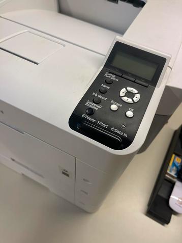 Ricoh SP 5300 z/w printer met lage tellerstand