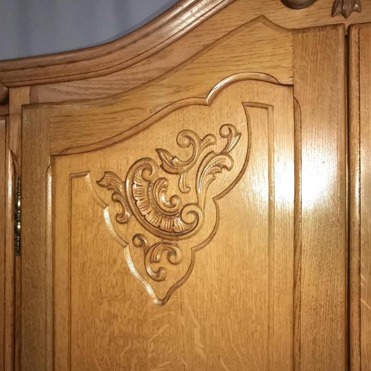 Grote Oude 4-deurs Louis xv linnenkast in eik, Antiek en Kunst, Antiek | Meubels | Kasten, Ophalen