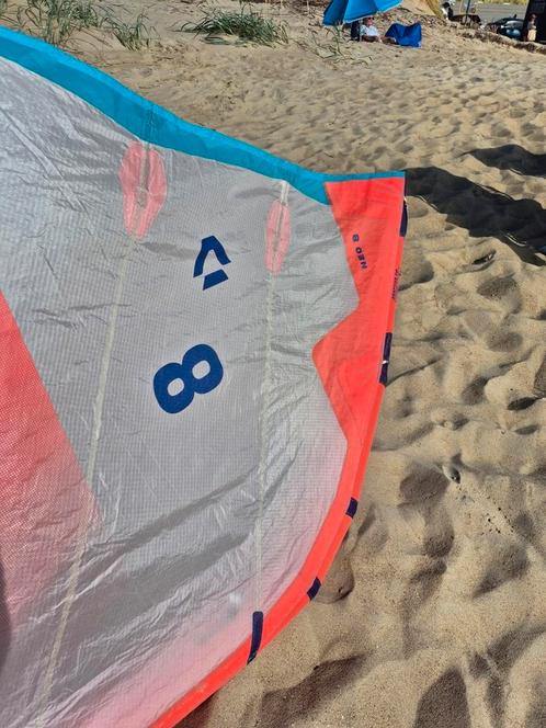 Duotone Neo 8m2 model 2025., Watersport en Boten, Kitesurfen, Zo goed als nieuw, Kite, 8 m², Geen board, Ophalen