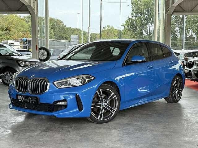 BMW 118 i Aut. M Sport_1ERPROP_BLEU M_NAVI_LED_, Auto's, BMW, Bedrijf, 1 Reeks, ABS, Airbags, Airconditioning, Bluetooth, Boordcomputer