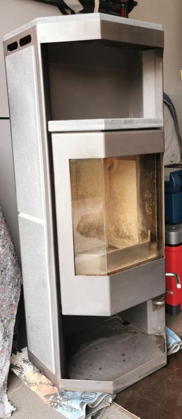 houtgestookte Speksteenkachel beschikbaar voor biedingen