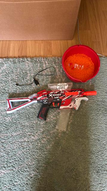 X-Shot Gel Blaster gaat, mét bril en oplader. beschikbaar voor biedingen