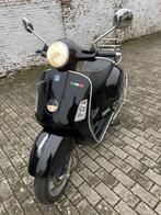 Piaggo Vespa GTS 125, Motoren, Scooter, Particulier, 125 cc, 11 kW of minder