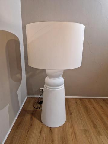 Lampadaire Moooi Farooo M - Blanc - Design Marcel Wanders, Enlèvement ou Envoi, Comme neuf, Synthétique, 150 à 200 cm