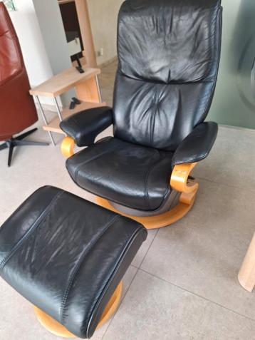 Relax stoel met voetbankje