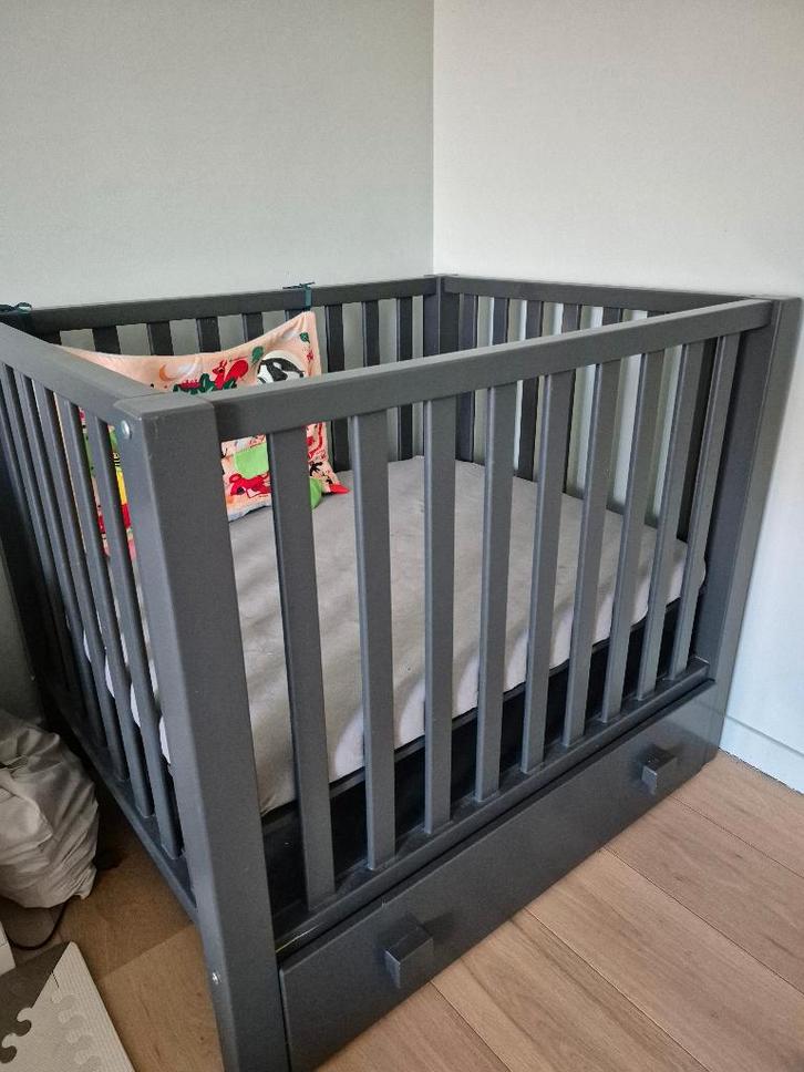 Park met lade Quax Marie Luca, Kinderen en Baby's, Babyparken, Gebruikt, Rechthoekig, In hoogte verstelbaar, Lade, Ophalen