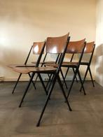 Vijf (5) pyramide stoelen, Wim Rietveld, Ahrend, Jaren '60, Huis en Inrichting, Vijf, Zes of meer stoelen, Metaal, Gebruikt, Ophalen