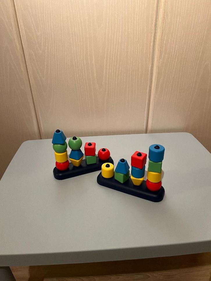 Parelhouder met gekleurde parels, Enfants & Bébés, Jouets | Éducatifs & Créatifs, Comme neuf, Construction, Découverte, Enlèvement