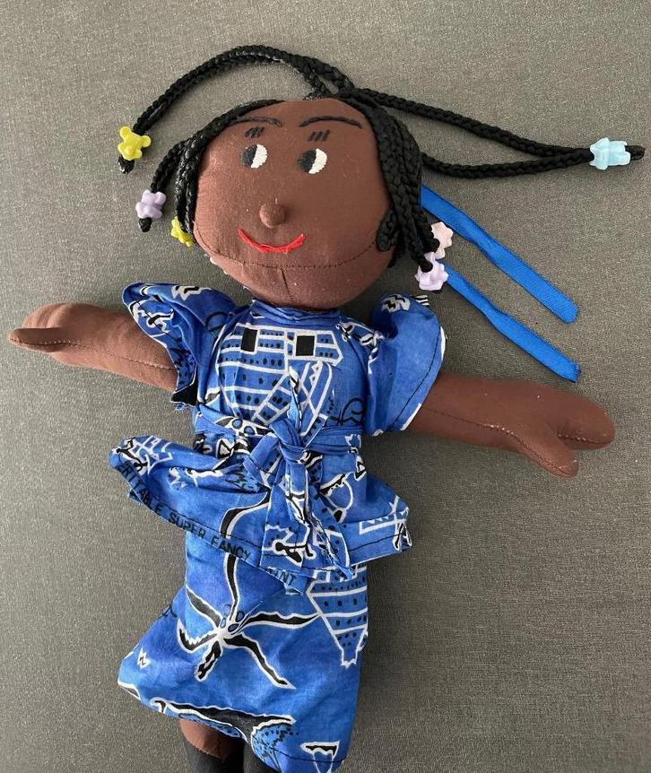 Poupée, Enfants & Bébés, Jouets | Poupées, Comme neuf, Autres types, Enlèvement