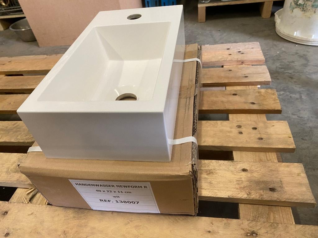 NEWFORM Handwasser Ultra Flat S 400x220mm, Doe-het-zelf en Bouw, Ophalen of Verzenden, Nieuw, Steen, Wastafel