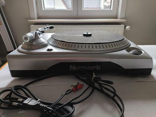 NUMARK TTi USB  DRAAITAFEL, Muziek en Instrumenten, Dj-sets en Draaitafels, Zo goed als nieuw, Draaitafel, Numark, Ophalen