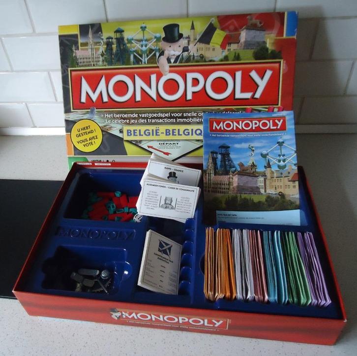 "Monopoly" Familie Belgie -Belgique van Hasbro in prima staa, Hobby en Vrije tijd, Gezelschapsspellen | Bordspellen, Gebruikt