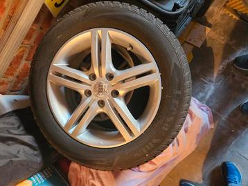 4 Pneus neige sur jantes Audi beschikbaar voor biedingen